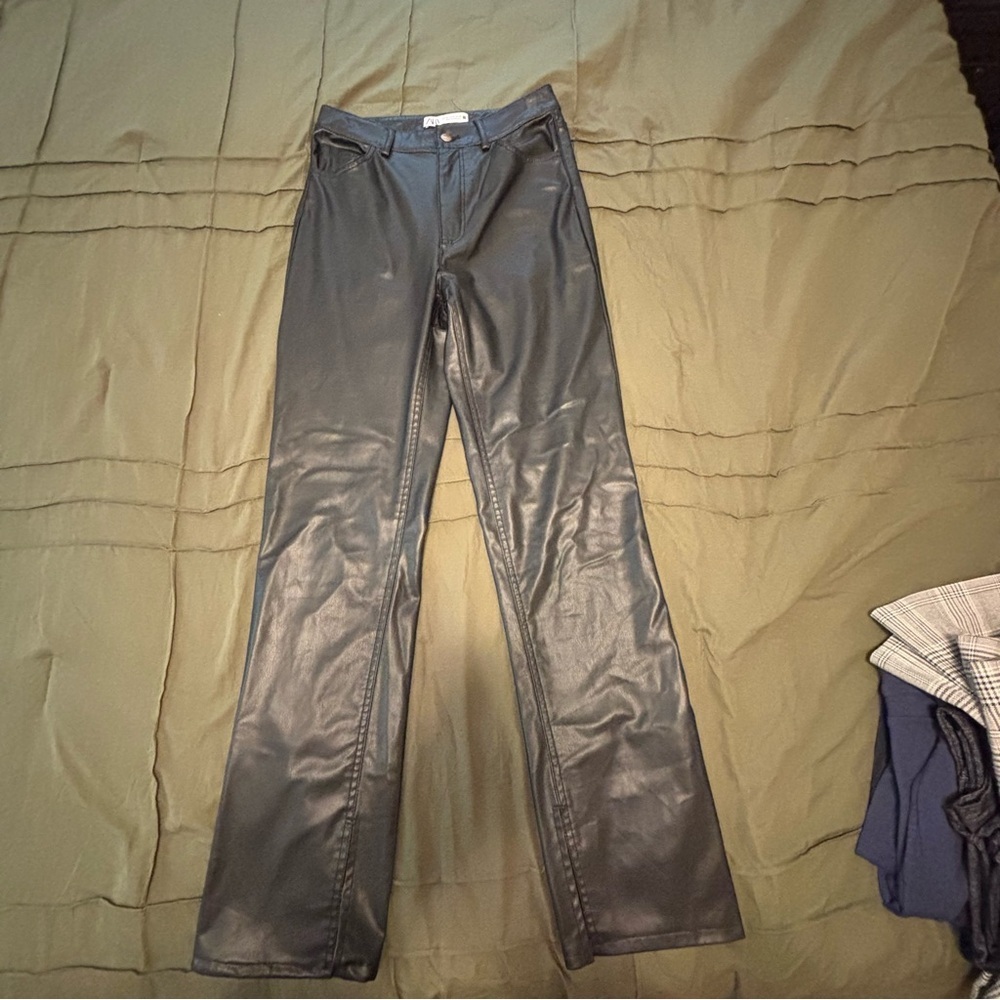 Zara Black Faux Leather Pants size 6 - Picture 3 of 3